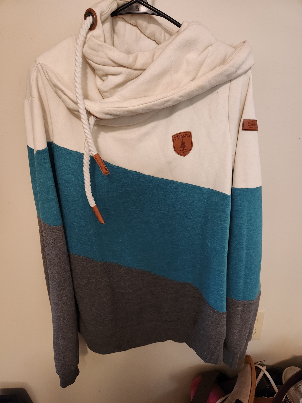 Wanakome Womens Crewneck Colorblock Sweater - Cream/Teal/Gray M Medium